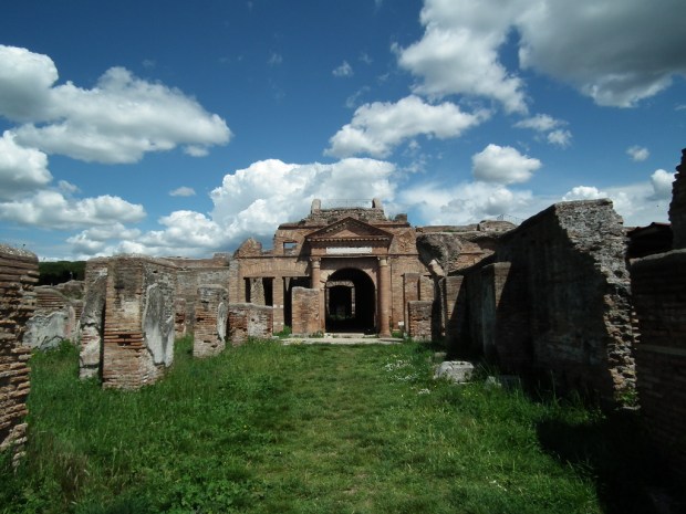 7096817123_a99921a24d_b